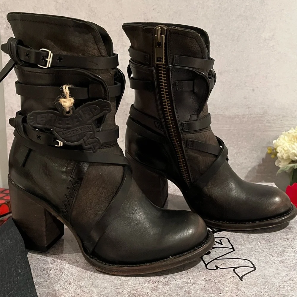BNIB Freebird by Steven “Baker” Boot Sz 6, New in Box - Picture 6 of 16